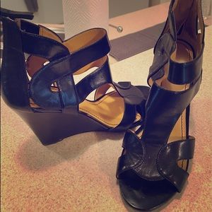 Nine West Black wedges
